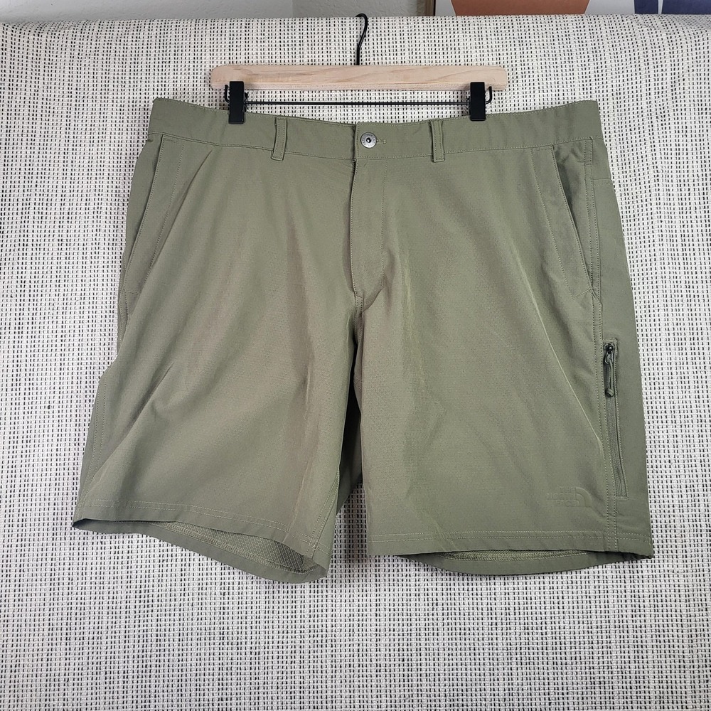 North Face Shorts Mens 40 Green Stretch Zip Pocket Hiking Outdoor Lightweight
